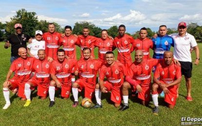Gencor FC impone el ritmo en el fútbol veterano